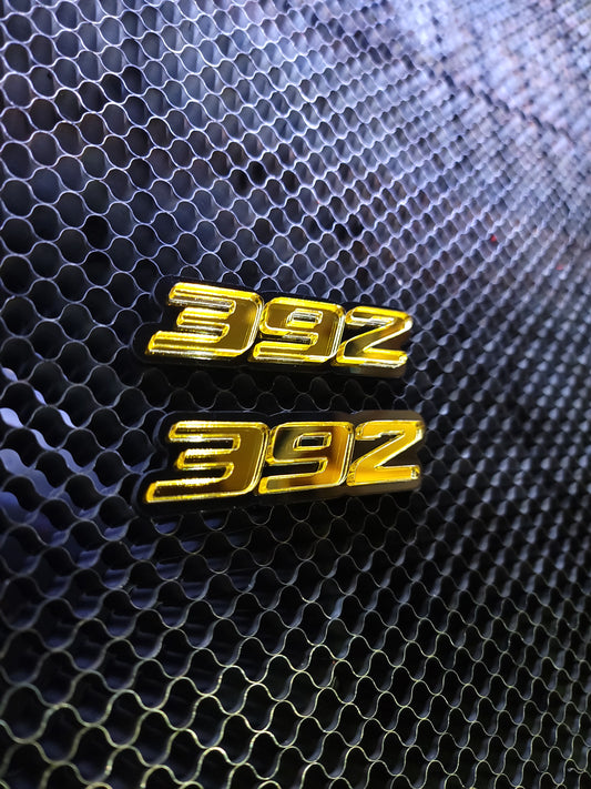 392 Fender badges(Gold Mirror)